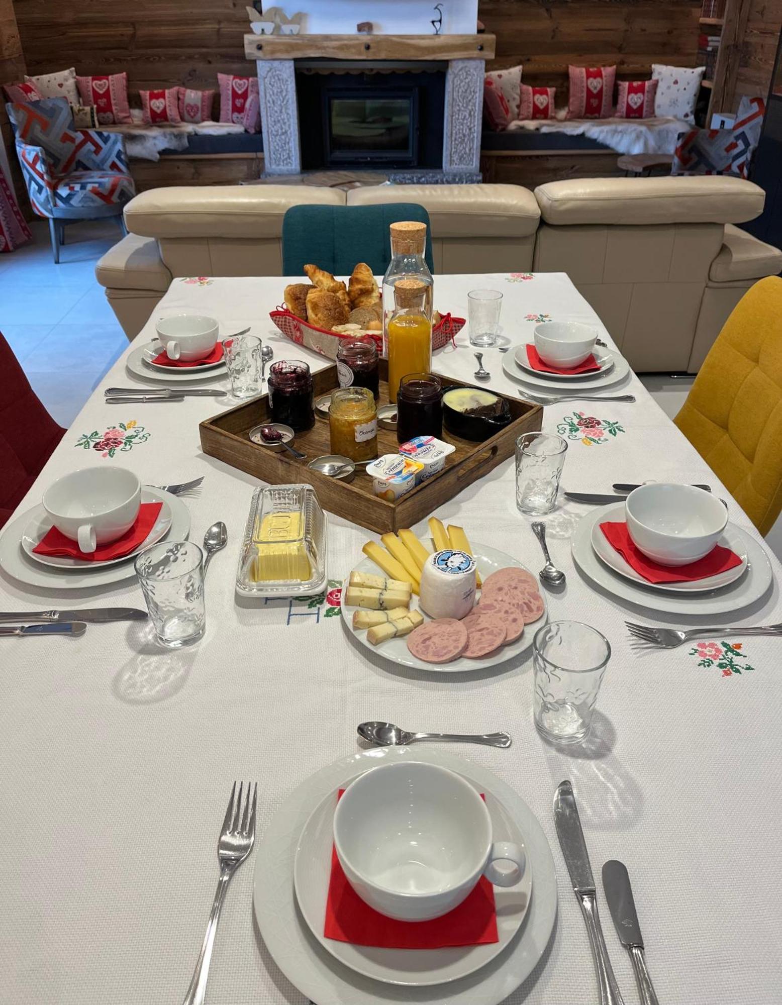 Au 21 Vosgien Bed & Breakfast Ventron Bagian luar foto